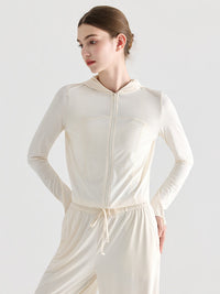 FloralWhite